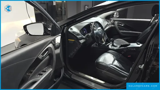 HYUNDAI GRANDEUR HG240 MODERN