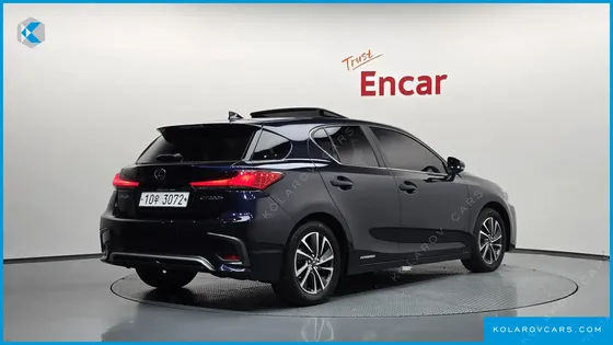 LEXUS CT200H 1.8 SUPREME