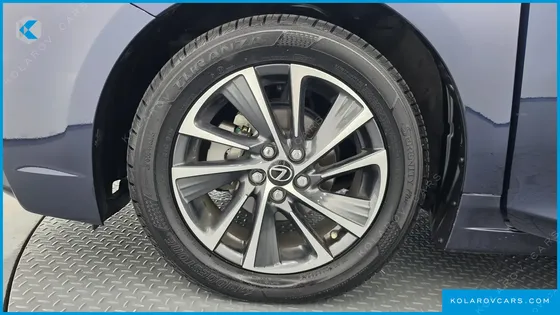 LEXUS CT200H 1.8 SUPREME
