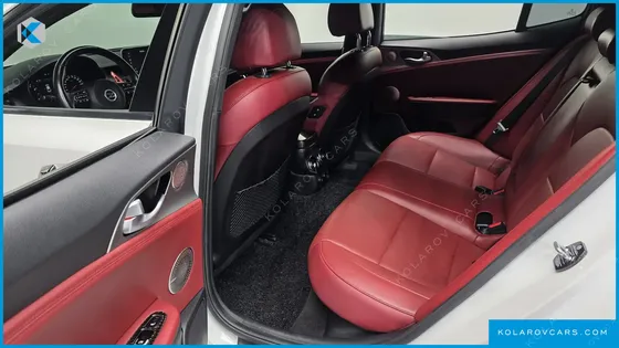 KIA STINGER 2.0 TURBO AWD