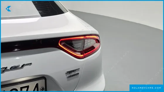 KIA STINGER 2.0 TURBO AWD