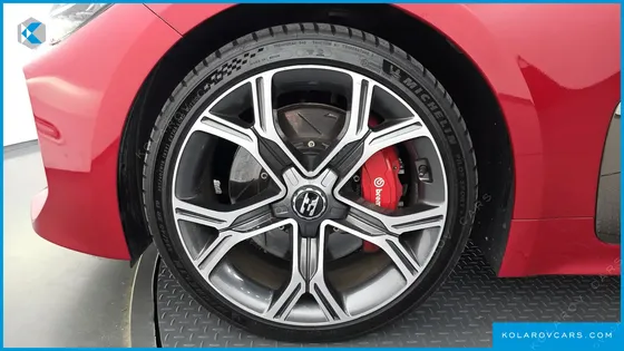 KIA STINGER 3.3 TURBO 2WD