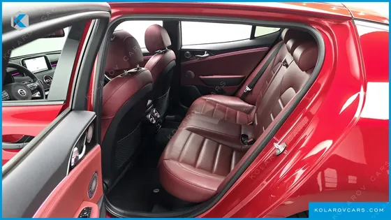 KIA STINGER 3.3 TURBO 2WD