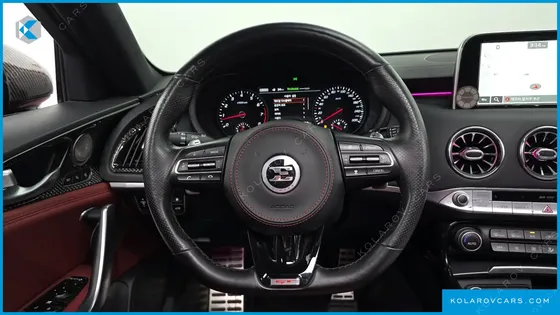 KIA STINGER 3.3 TURBO 2WD