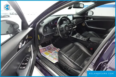 KIA STINGER 2.0 TURBO 2WD