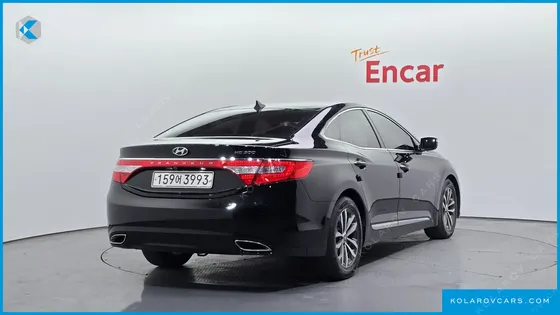 HYUNDAI GRANDEUR HG240 LUXURY