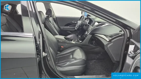 HYUNDAI GRANDEUR HG240 LUXURY