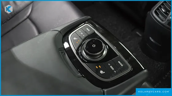 HYUNDAI GRANDEUR HG240 LUXURY