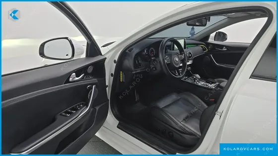 KIA STINGER 2.0 TURBO AWD