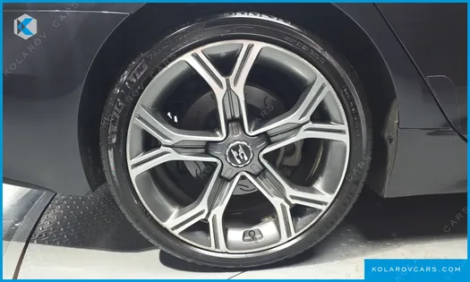 KIA STINGER 2.0 TURBO 2WD