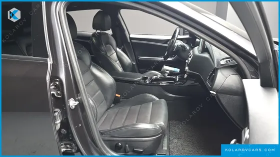KIA STINGER 2.0 TURBO 2WD