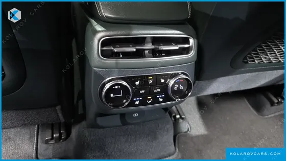 GENESIS GV70 E-AWD