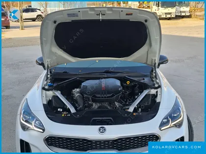 KIA STINGER 3.3 TURBO AWD