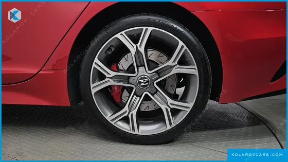 KIA STINGER 2.0 TURBO 2WD