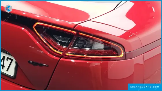 KIA STINGER 2.0 TURBO 2WD