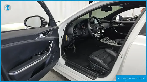 KIA STINGER 3.3 TURBO AWD
