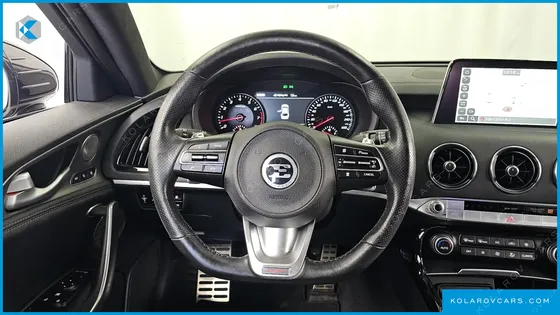 KIA STINGER 3.3 TURBO AWD
