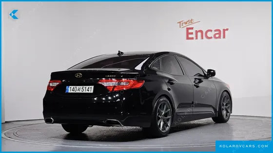 HYUNDAI GRANDEUR HG240 MODERN COLLECTION