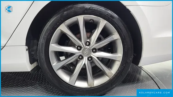 HYUNDAI GRANDEUR HG300 PREMIUM COLLECTION
