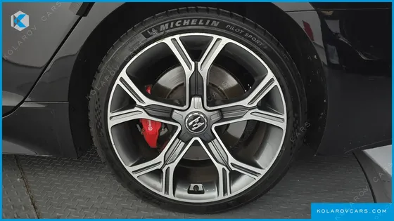 KIA STINGER 2.0 TURBO AWD