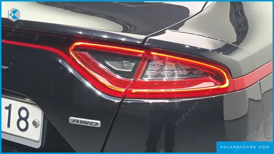 KIA STINGER 2.0 TURBO AWD