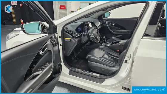 HYUNDAI GRANDEUR HG330 CELEBRITY