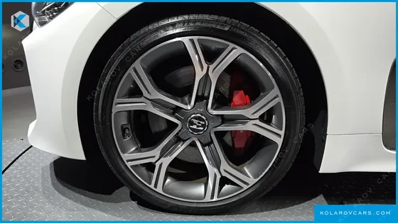 KIA STINGER 2.0 TURBO AWD