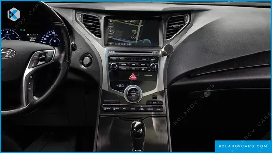 HYUNDAI GRANDEUR HG300 PREMIUM