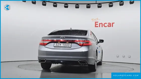 HYUNDAI GRANDEUR HG300 PREMIUM