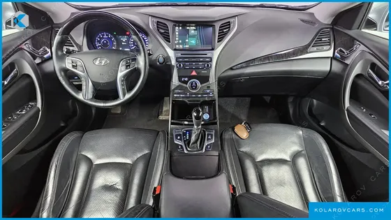 HYUNDAI GRANDEUR HG300 PREMIUM
