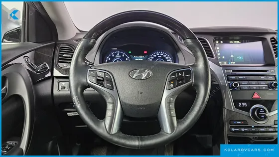 HYUNDAI GRANDEUR HG300 PREMIUM