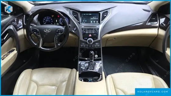 HYUNDAI GRANDEUR HG300 PREMIUM
