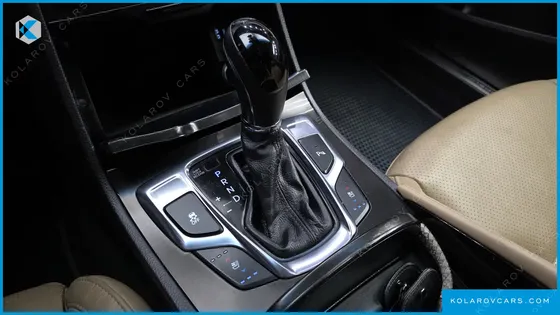 HYUNDAI GRANDEUR HG300 PREMIUM
