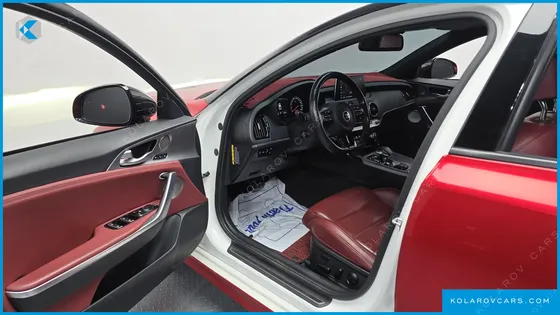 KIA STINGER 3.3 TURBO AWD