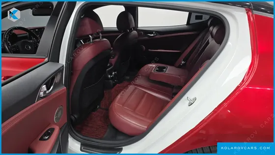 KIA STINGER 3.3 TURBO AWD