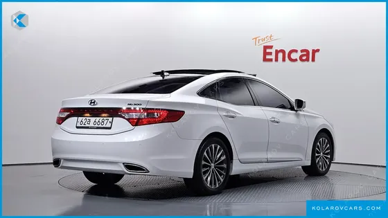 HYUNDAI GRANDEUR HG240 MODERN
