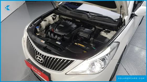 HYUNDAI GRANDEUR HG240 MODERN