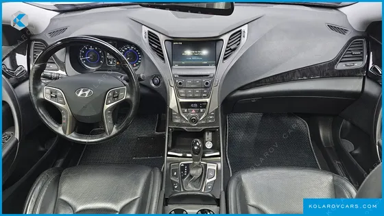 HYUNDAI GRANDEUR HG240 MODERN