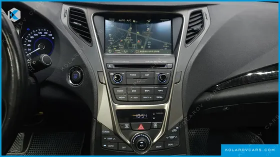 HYUNDAI GRANDEUR HG240 MODERN