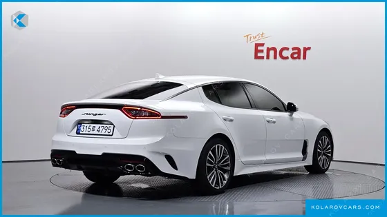 KIA STINGER 2.0 TURBO 2WD