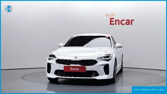 KIA STINGER 2.0 TURBO 2WD