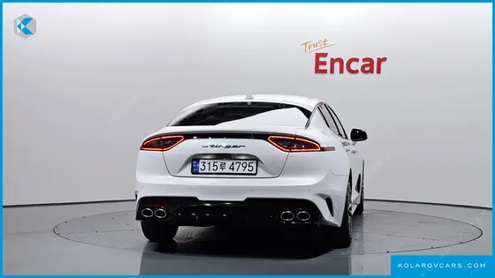 KIA STINGER 2.0 TURBO 2WD
