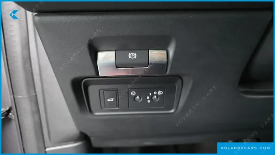 LAND ROVER DISCOVERY SPORT D200 S