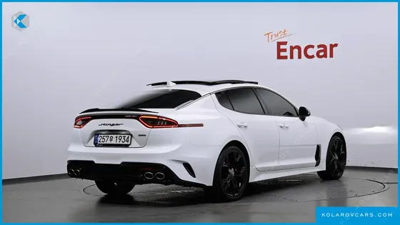 KIA STINGER 2.0 TURBO AWD