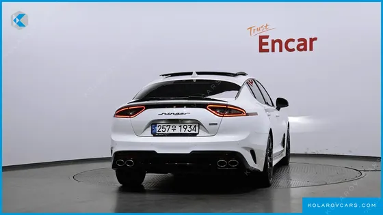 KIA STINGER 2.0 TURBO AWD