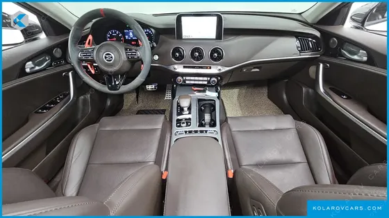 KIA STINGER 2.0 TURBO AWD