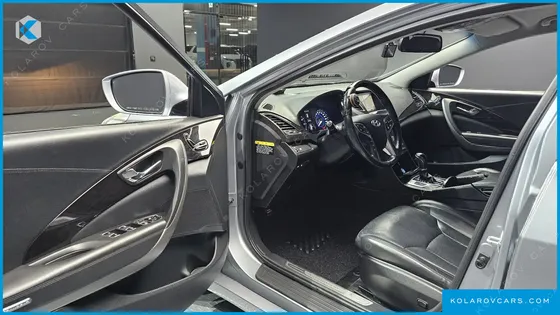 HYUNDAI GRANDEUR HG240 MODERN