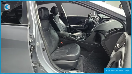 HYUNDAI GRANDEUR HG240 MODERN