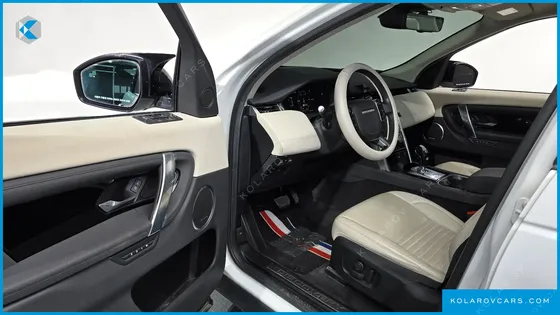 LAND ROVER DISCOVERY SPORT D180 SE