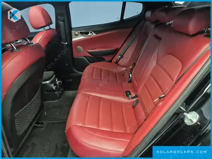 KIA STINGER 3.3 TURBO AWD